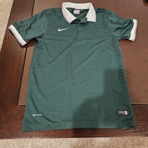 Nike dri fit green shirt adult small